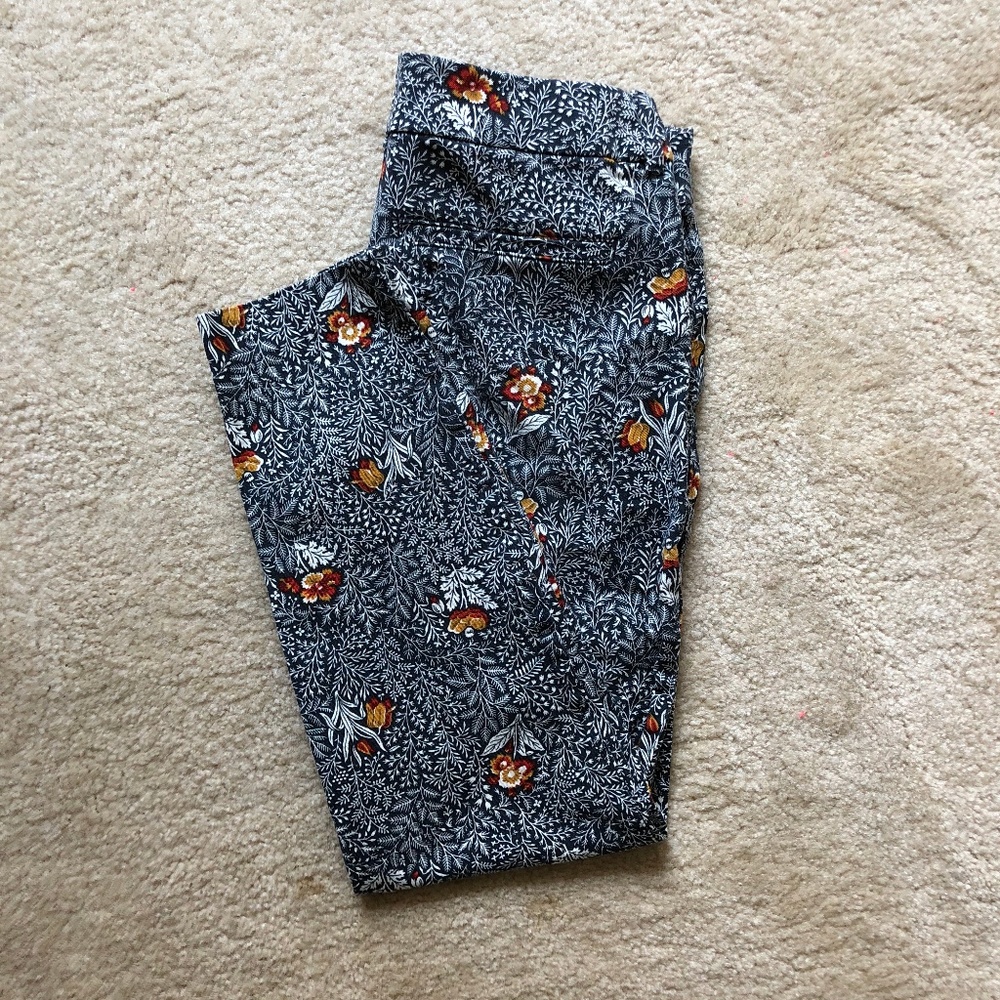 Old Navy pixie pants